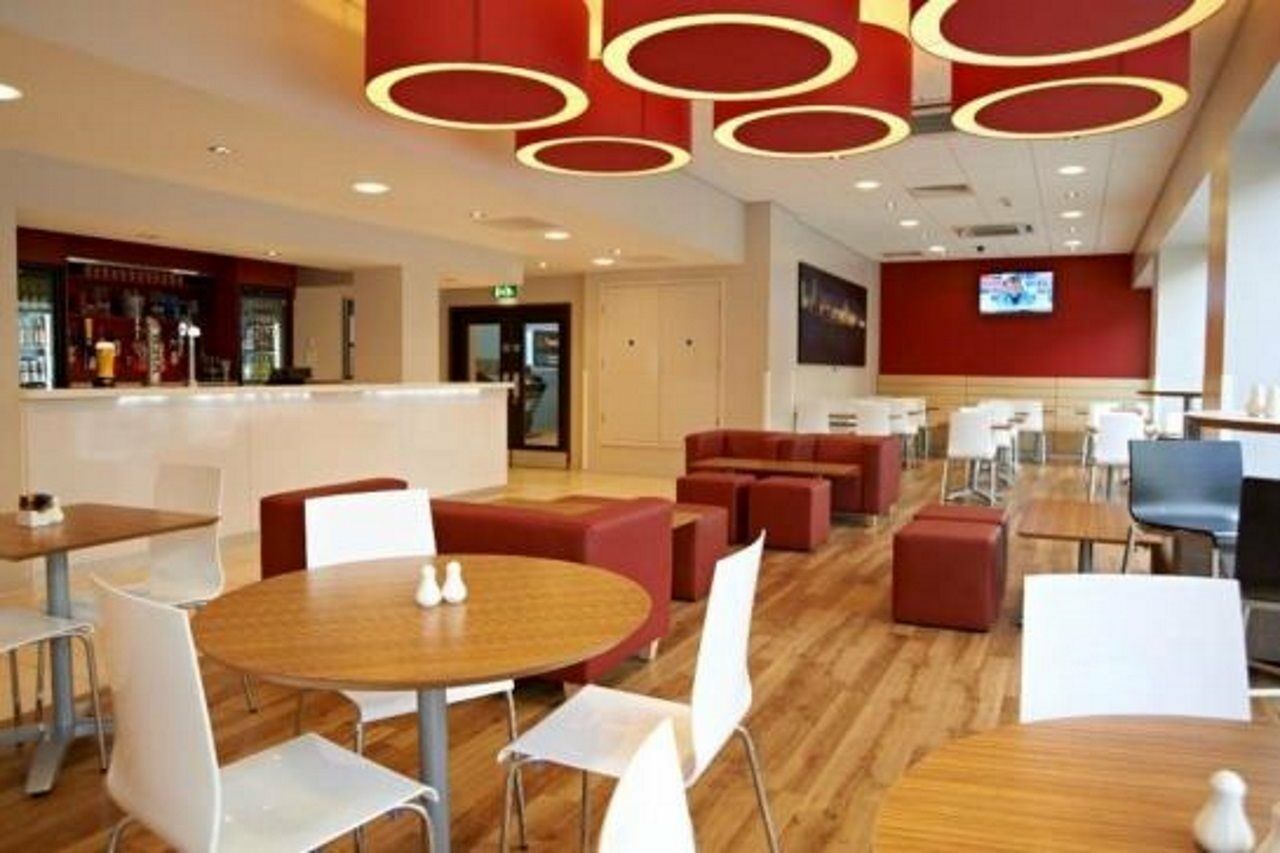 Travelodge Liverpool Central Exchange Street Екстер'єр фото