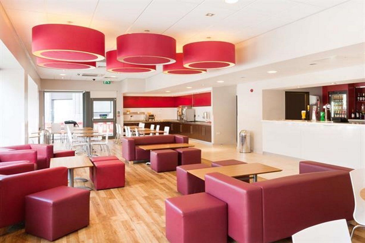 Travelodge Liverpool Central Exchange Street Екстер'єр фото